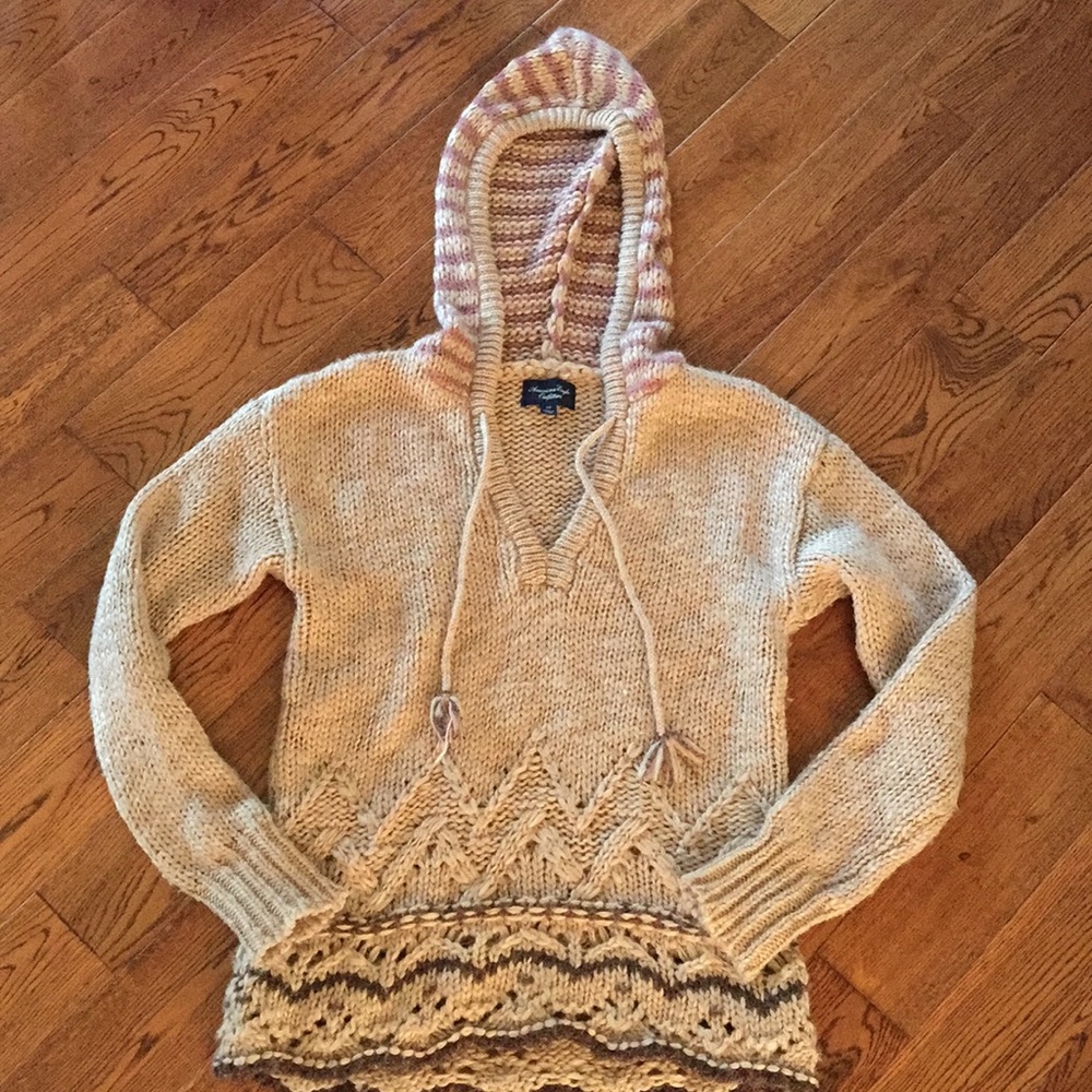 American Eagle Knit sweater